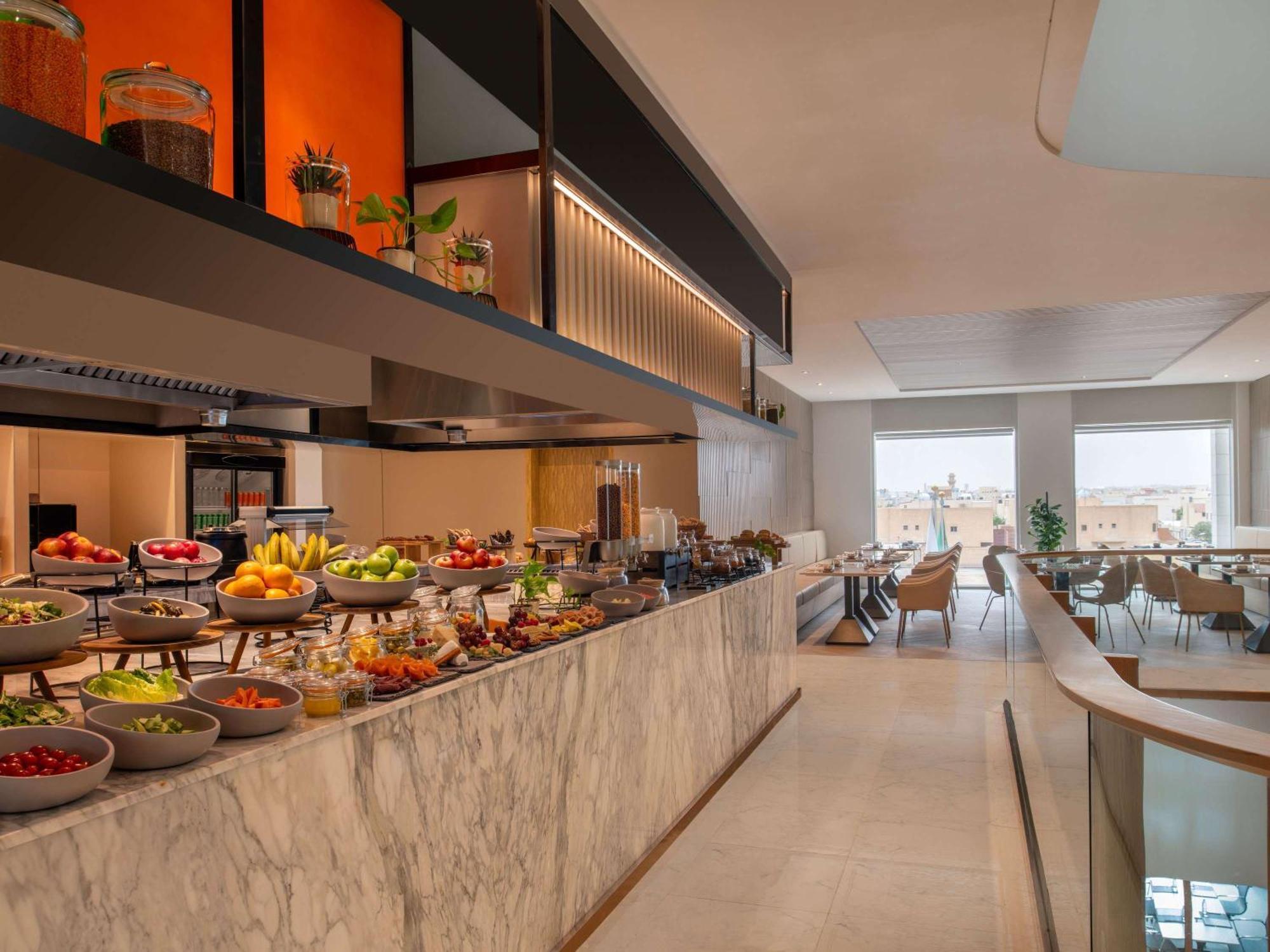 Novotel Riyadh Sahafa ภายนอก รูปภาพ