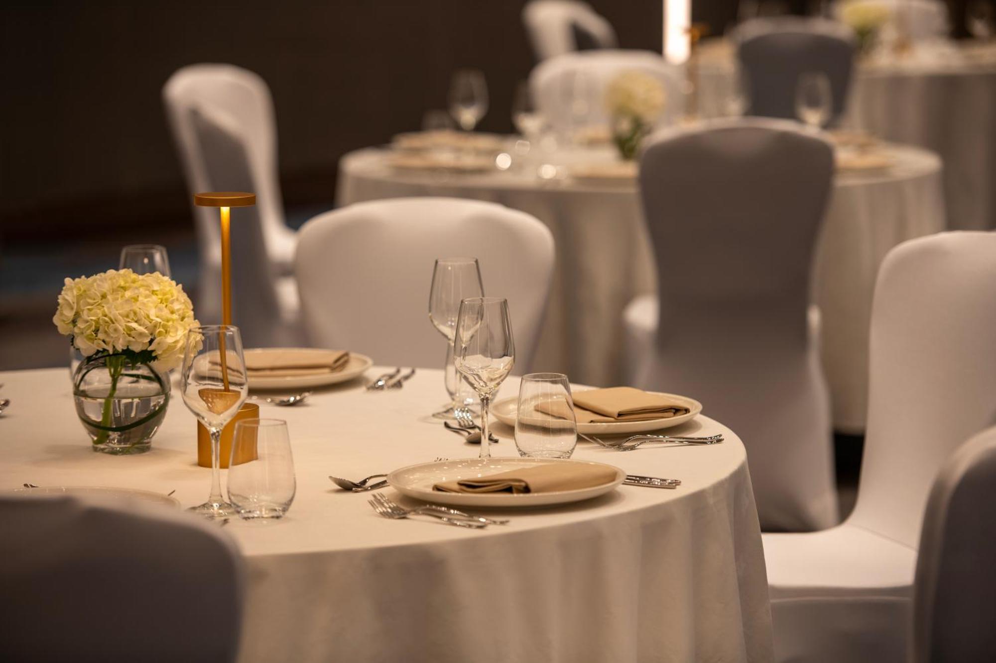 Novotel Riyadh Sahafa ภายนอก รูปภาพ